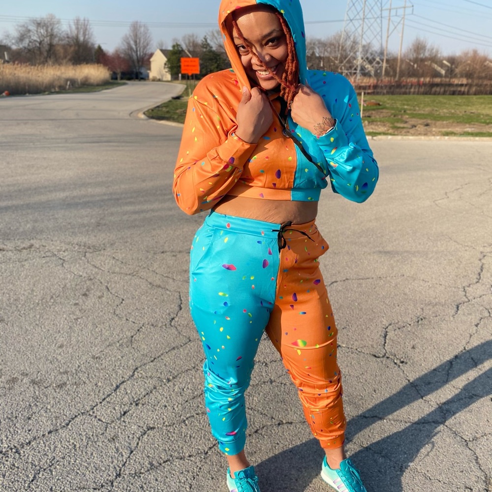 Jogger Set - Picture 3 of 4